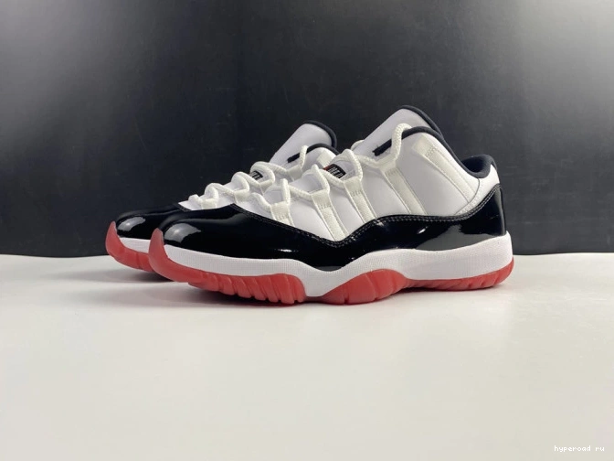 AV2187-160 11 Retro Jordan Air Low Concord Bred 1014